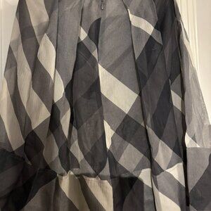 Burberry silk skirt size 36